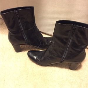 Bandolino Black Booties